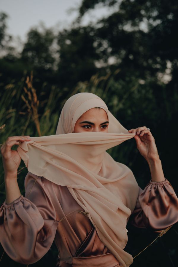 Foulards en soie : l'art de l'élégance artisanale française
