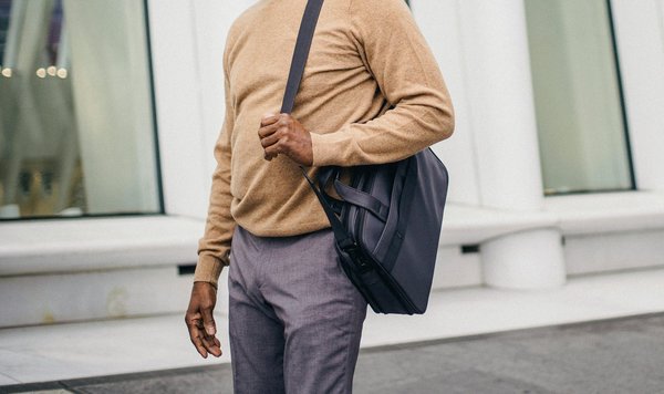 Découvrez la sacoche homme bandoulière tendance et pratique